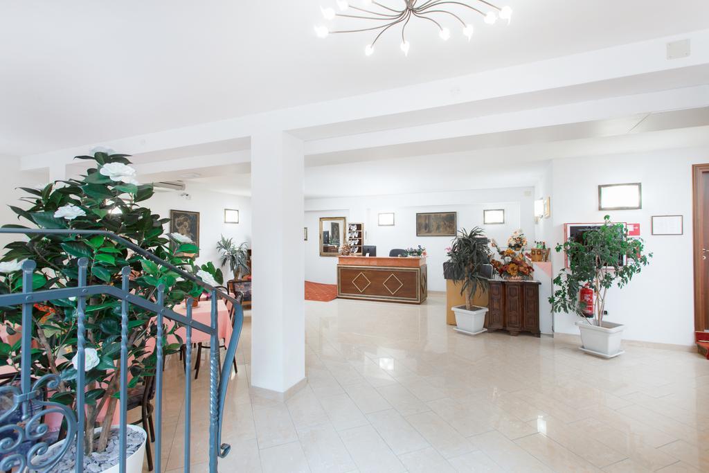 Hotel Residence Des Bains Cesenatico Dış mekan fotoğraf