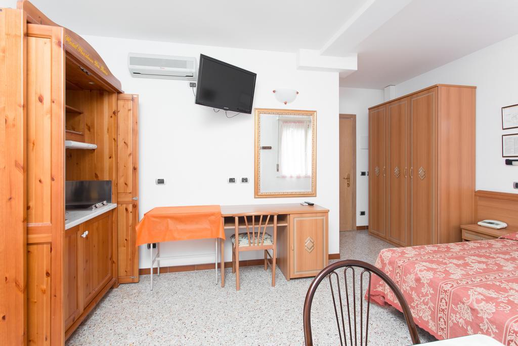 Hotel Residence Des Bains Cesenatico Dış mekan fotoğraf