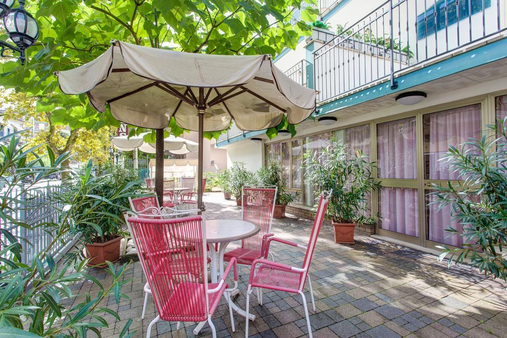 Hotel Residence Des Bains Cesenatico Dış mekan fotoğraf
