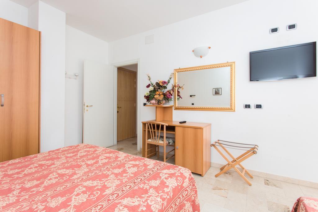 Hotel Residence Des Bains Cesenatico Dış mekan fotoğraf